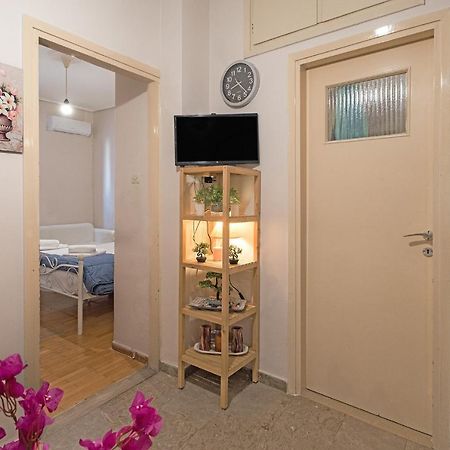 Serenity & Cozy Apartment Kalamata Bagian luar foto