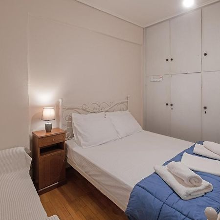 Serenity & Cozy Apartment Kalamata Bagian luar foto