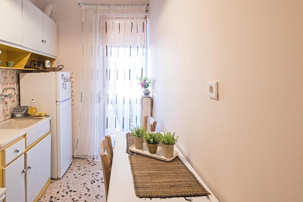 Serenity & Cozy Apartment Kalamata Bagian luar foto